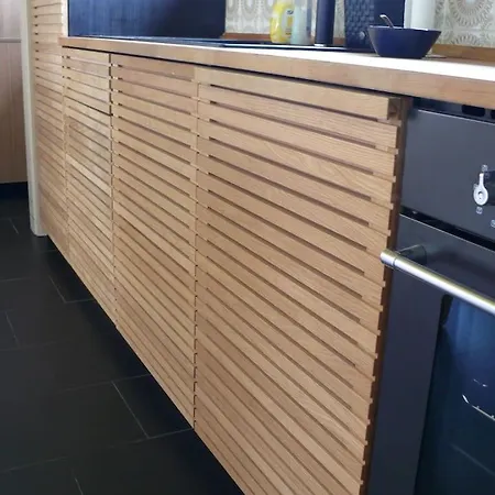 아파트 J 크로이츠탈